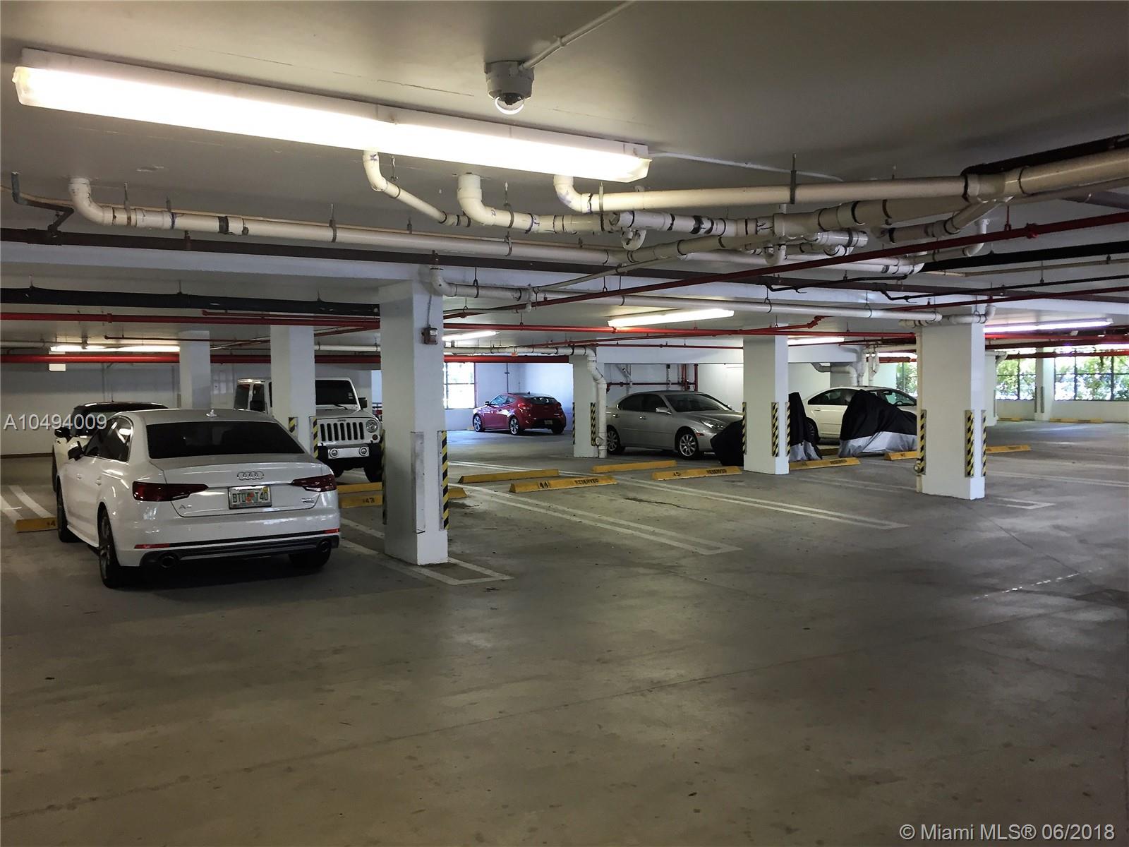 LOFTS AT HOLLYWOOD STATIO - Residential Lease