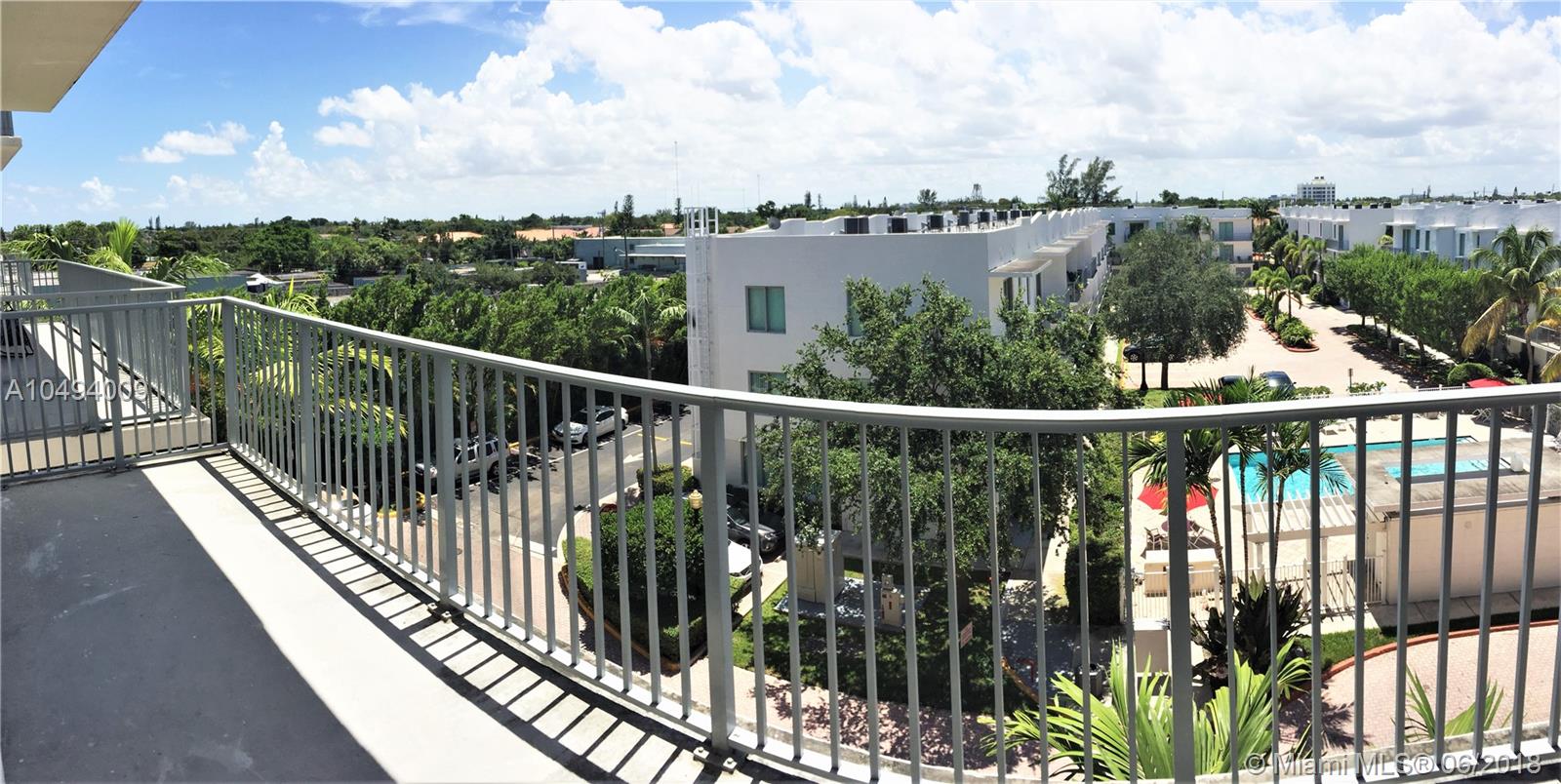 LOFTS AT HOLLYWOOD STATIO - Residential Lease