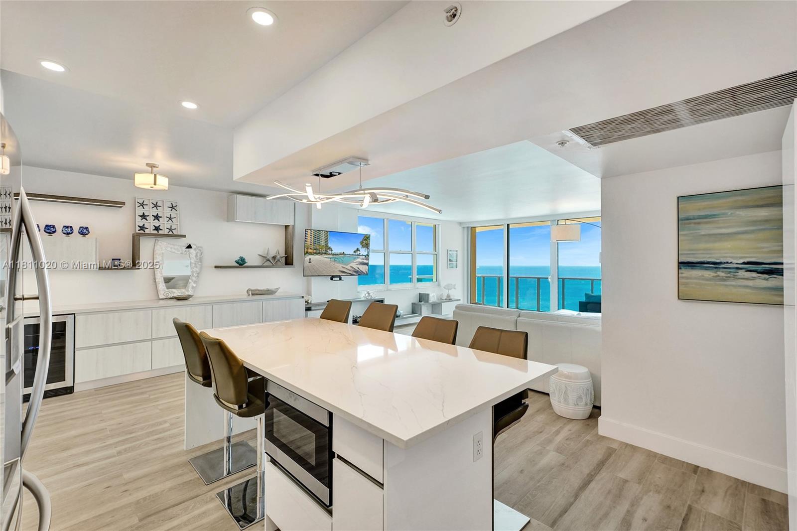 2501 S Ocean Dr 1211