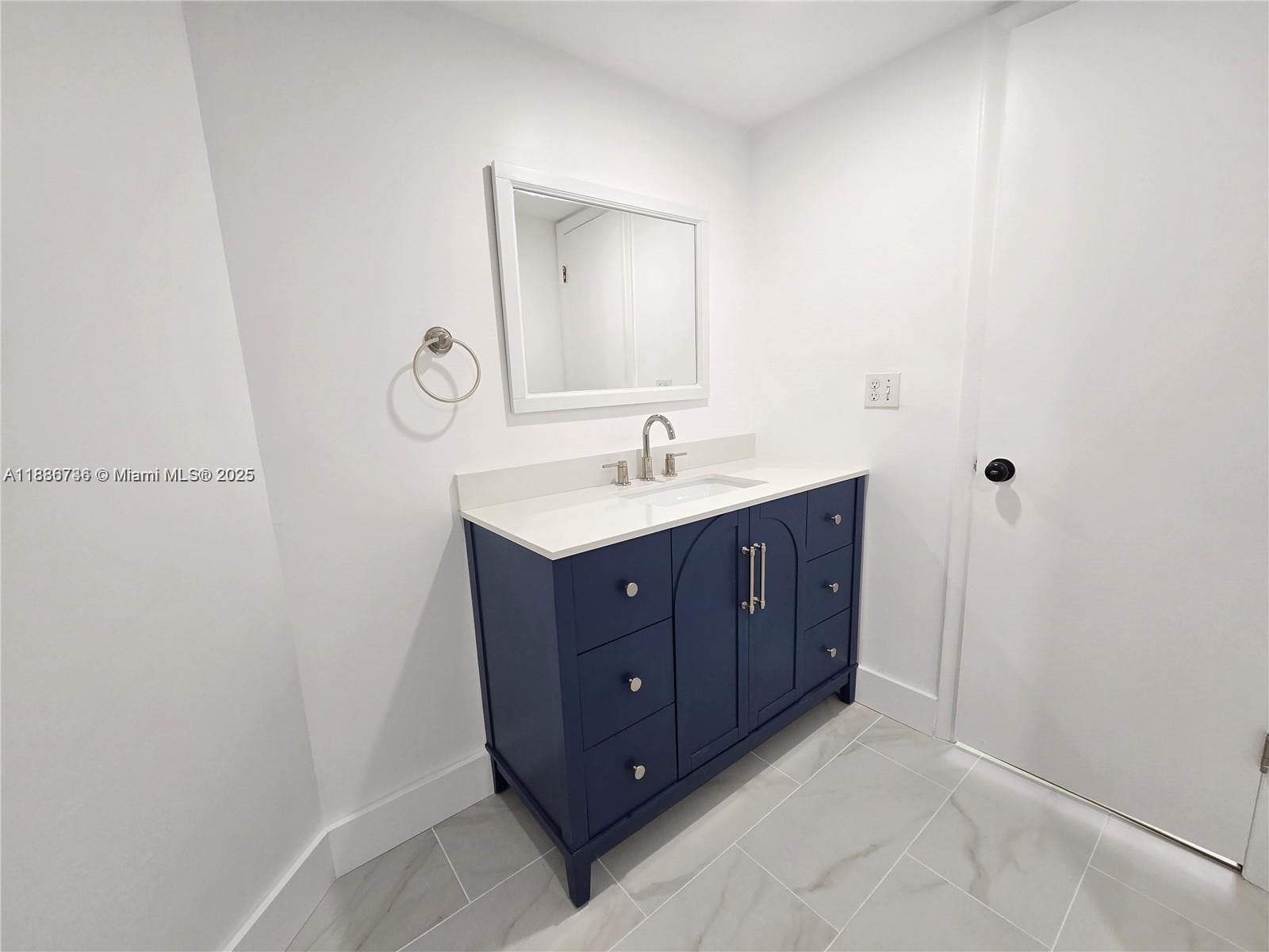 LAKEVIEW CLUB CONDO - Residential