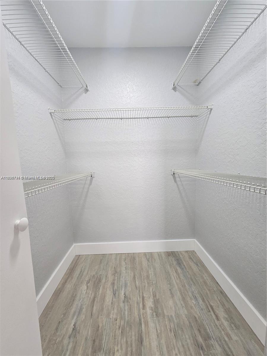 LAKEVIEW CLUB CONDO - Residential