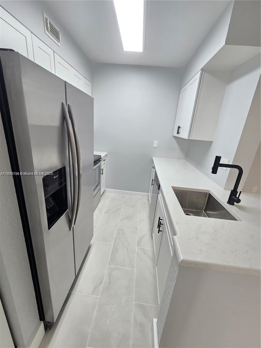 LAKEVIEW CLUB CONDO - Residential