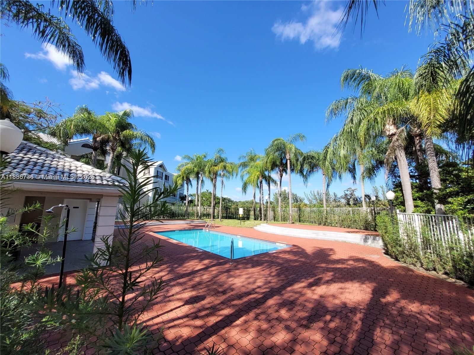 LAKEVIEW CLUB CONDO - Residential