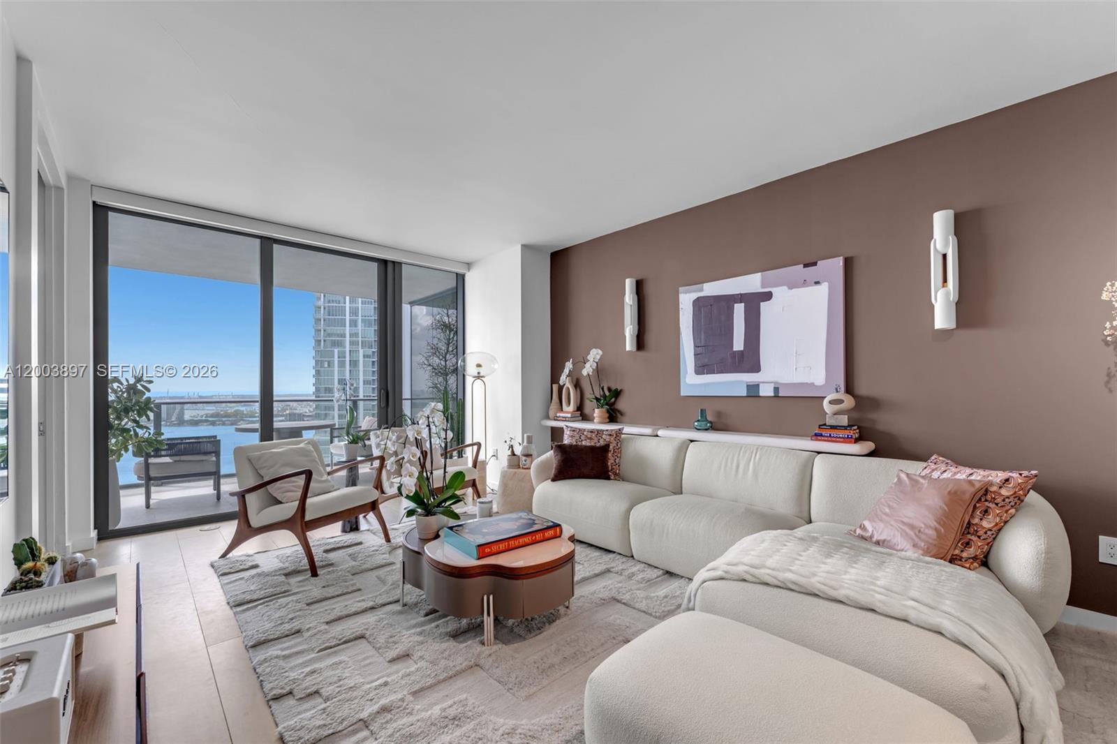 650 NE 32nd St 4505