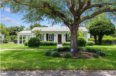 View photos, virtual tours, details... 45 NE 104th St Miami Shores FL 33138
