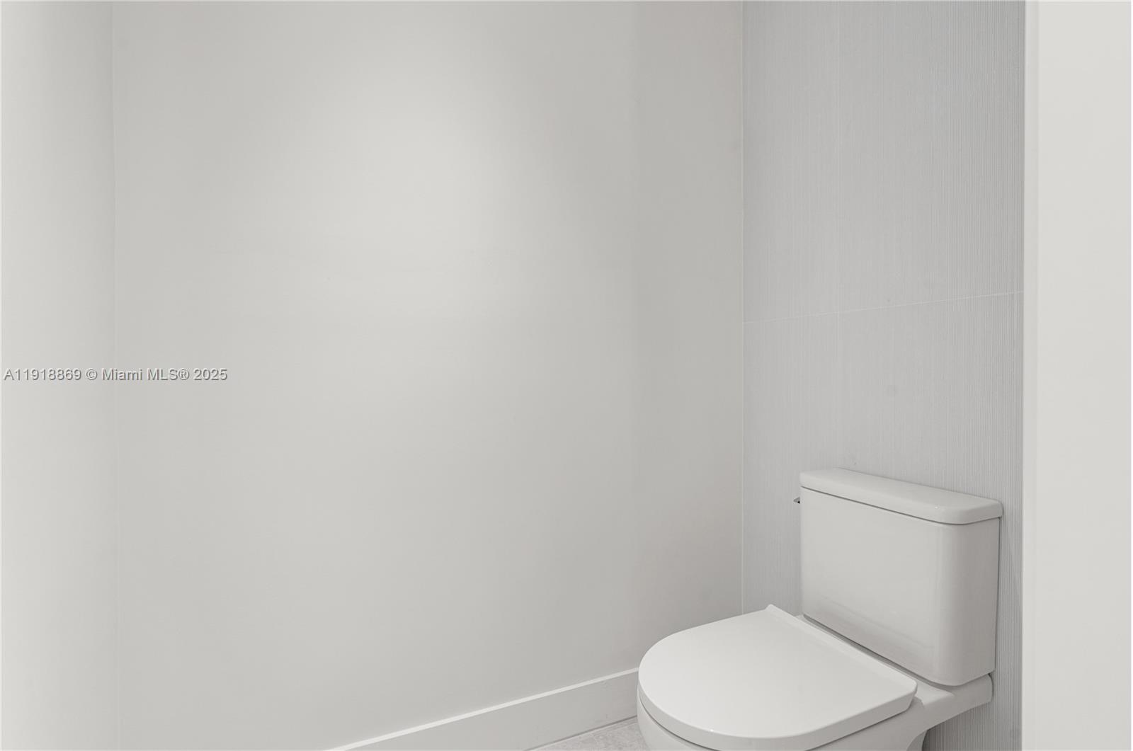 BEVERLY GLEN - Residential