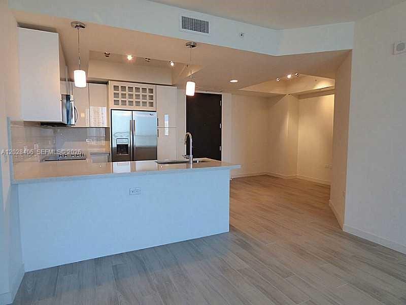 999 SW 1 AVE 1907