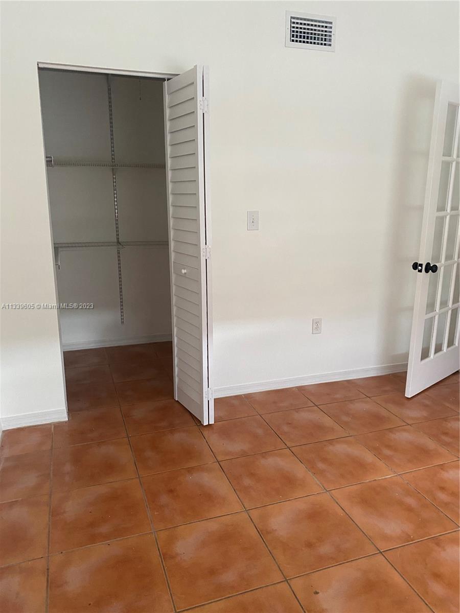 LAGO LINDO TOWNVILLAS CON - Residential Lease