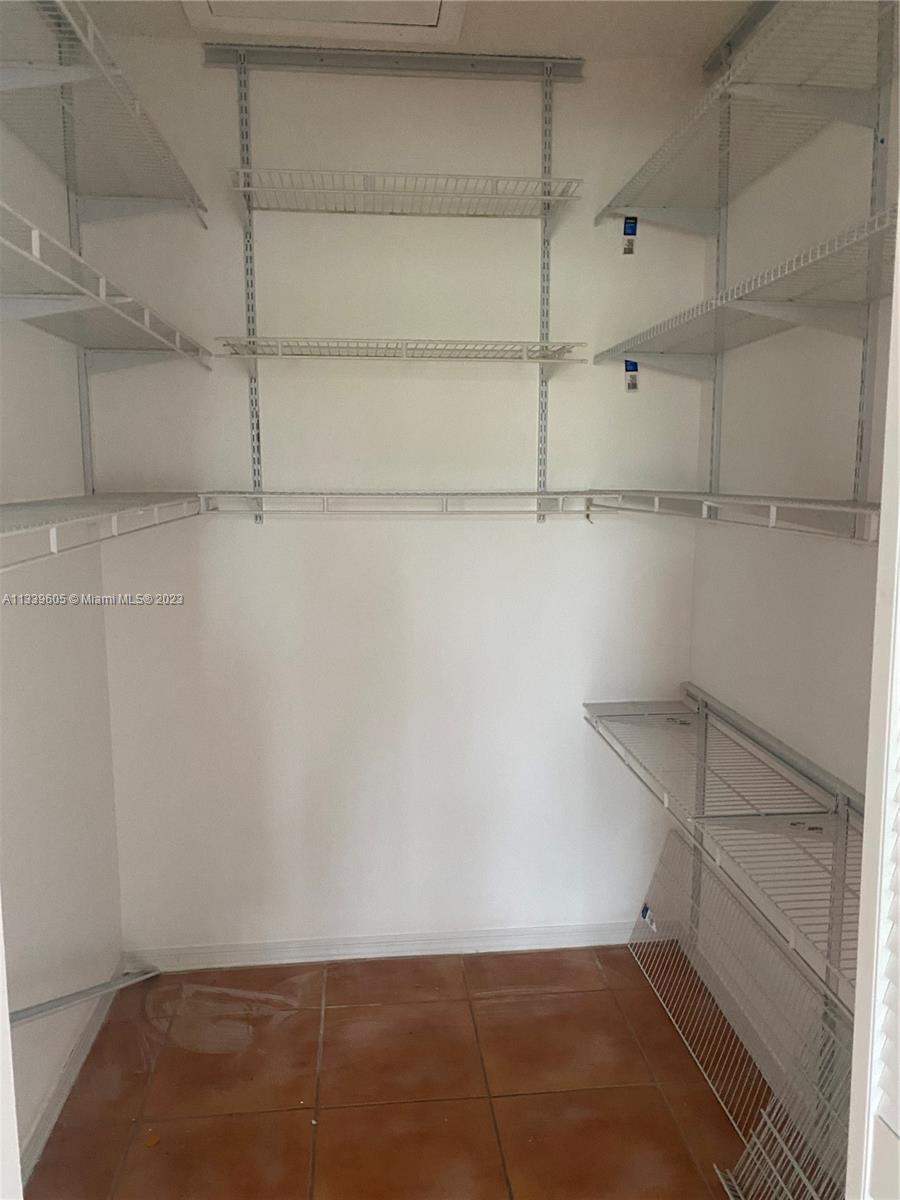 LAGO LINDO TOWNVILLAS CON - Residential Lease