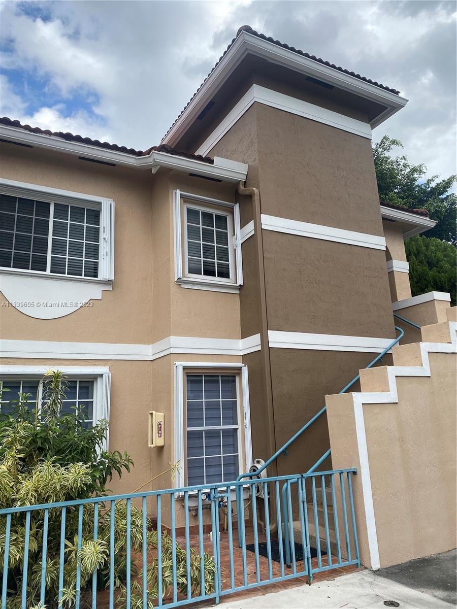 LAGO LINDO TOWNVILLAS CON - Residential Lease