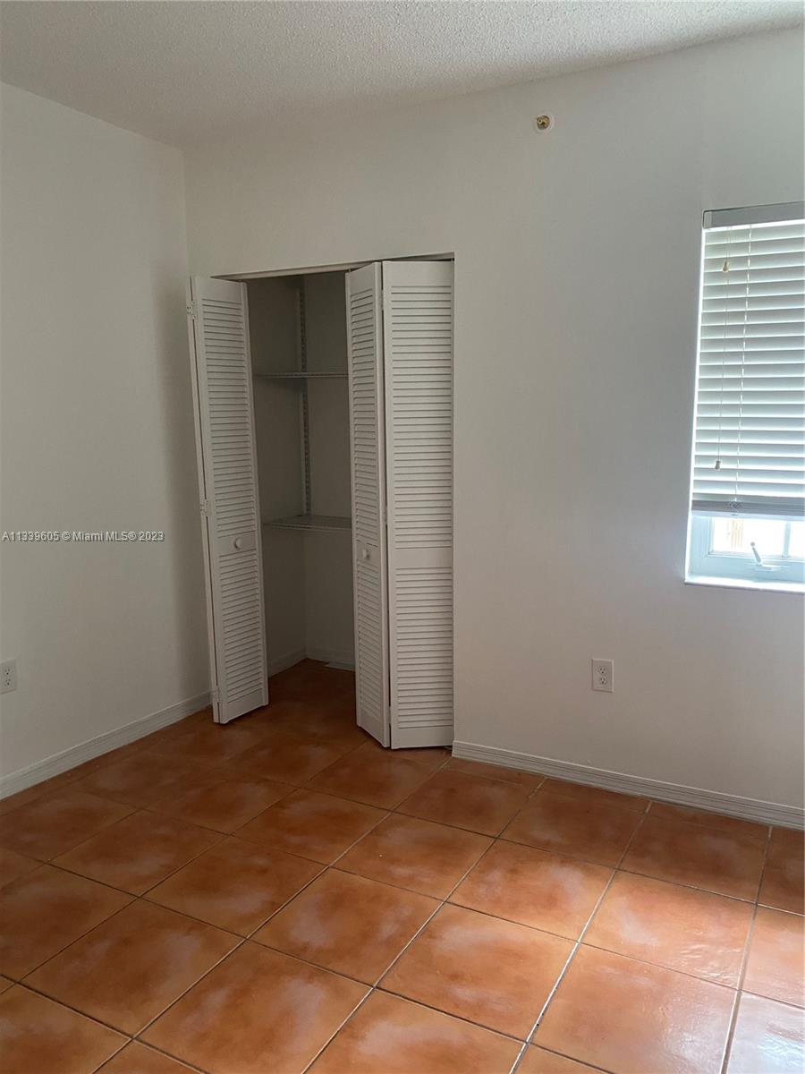 LAGO LINDO TOWNVILLAS CON - Residential Lease