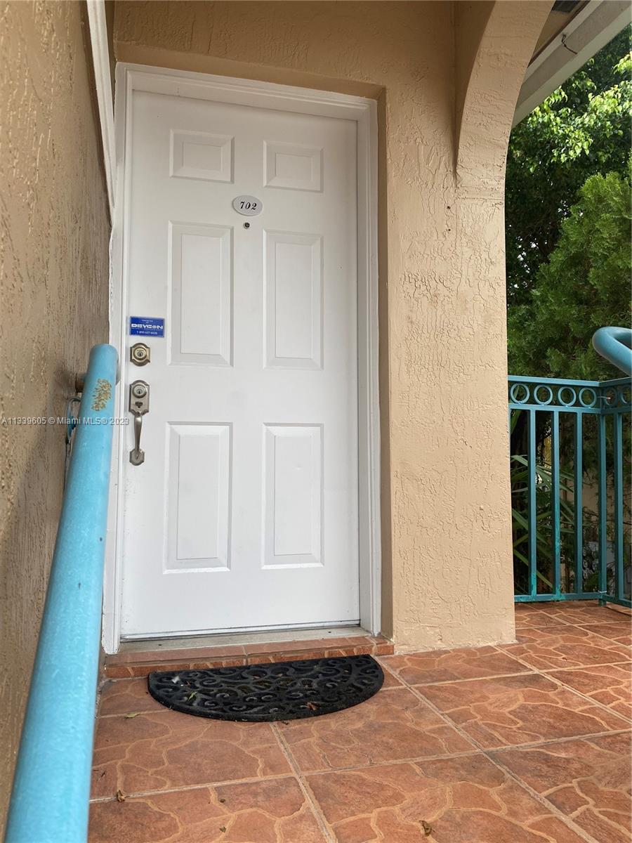 LAGO LINDO TOWNVILLAS CON - Residential Lease