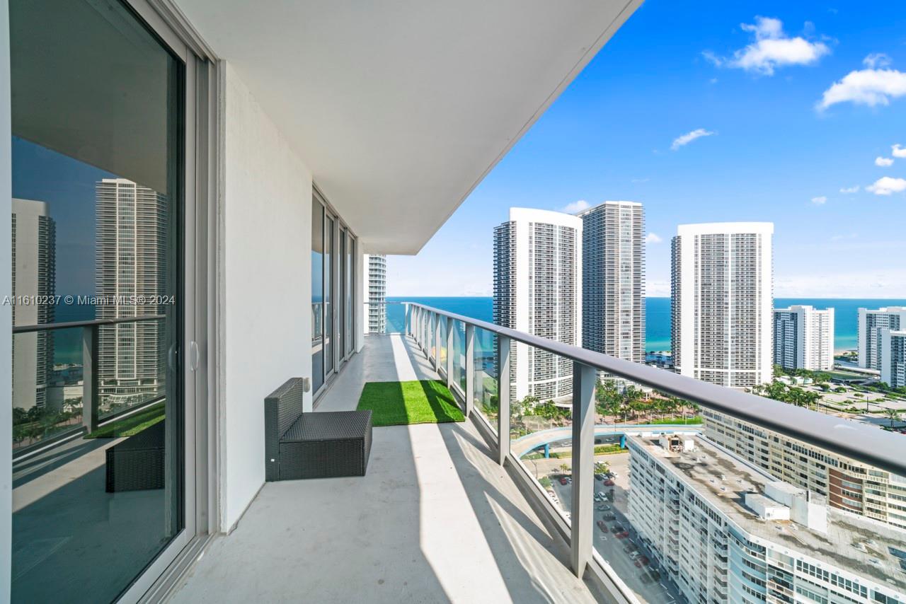 4010 S Ocean Dr R2409