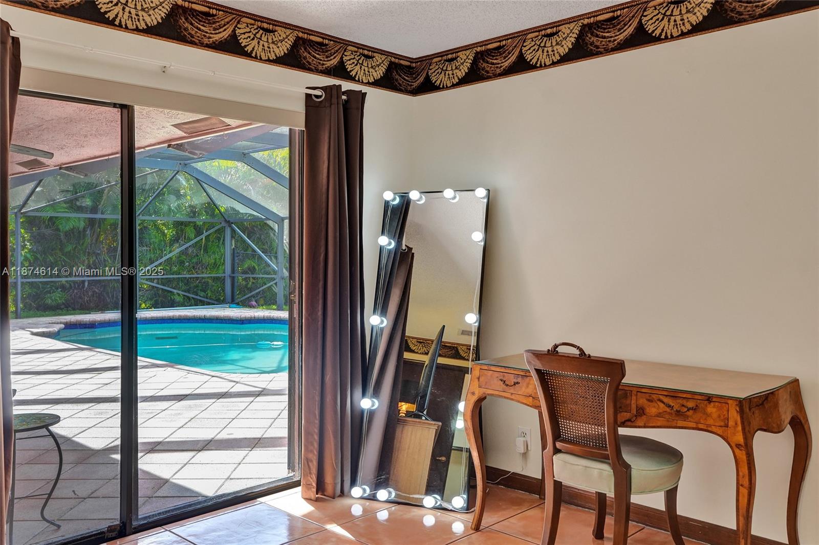 CYPRESS GLEN - Residential