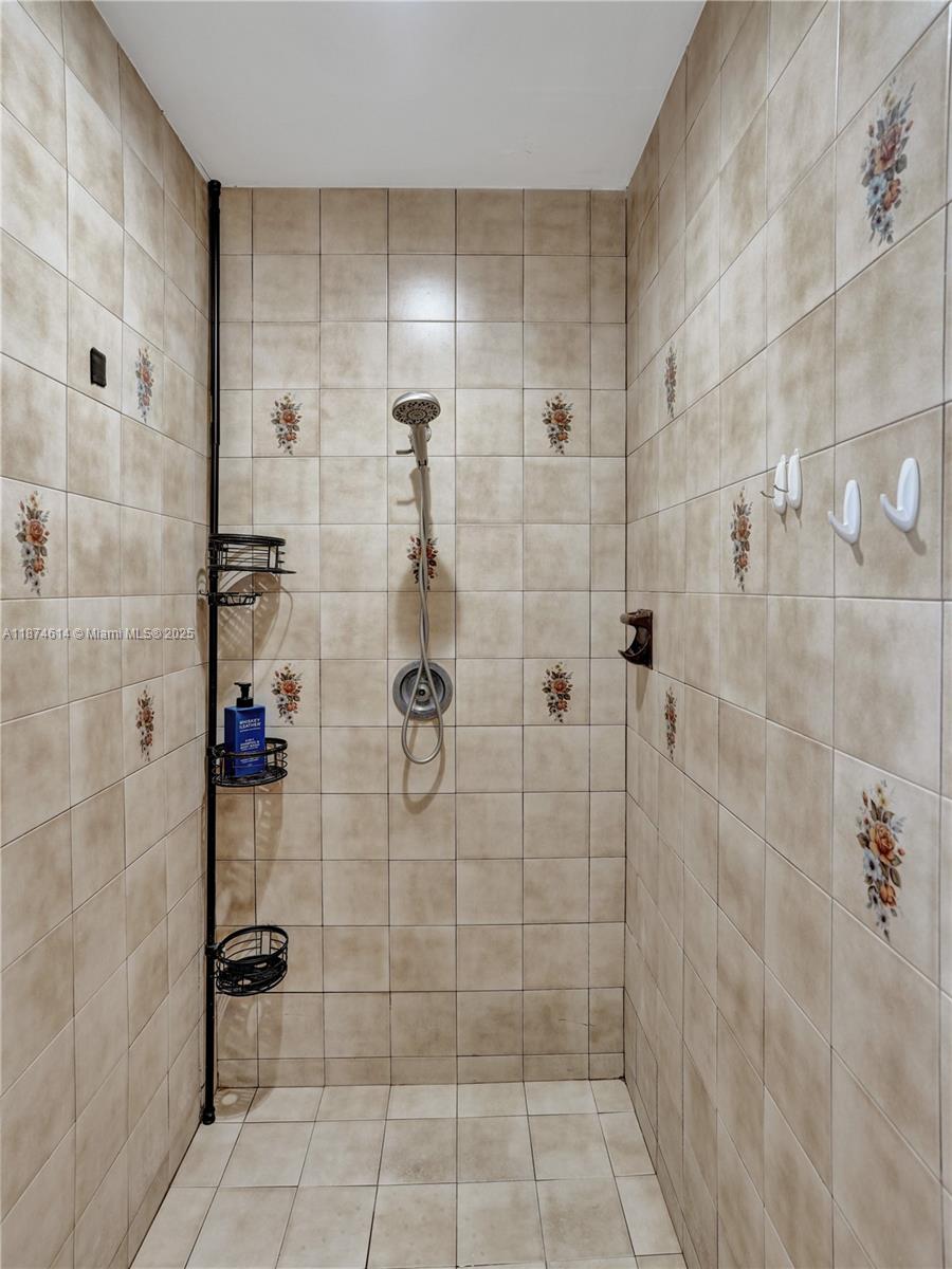 CYPRESS GLEN - Residential