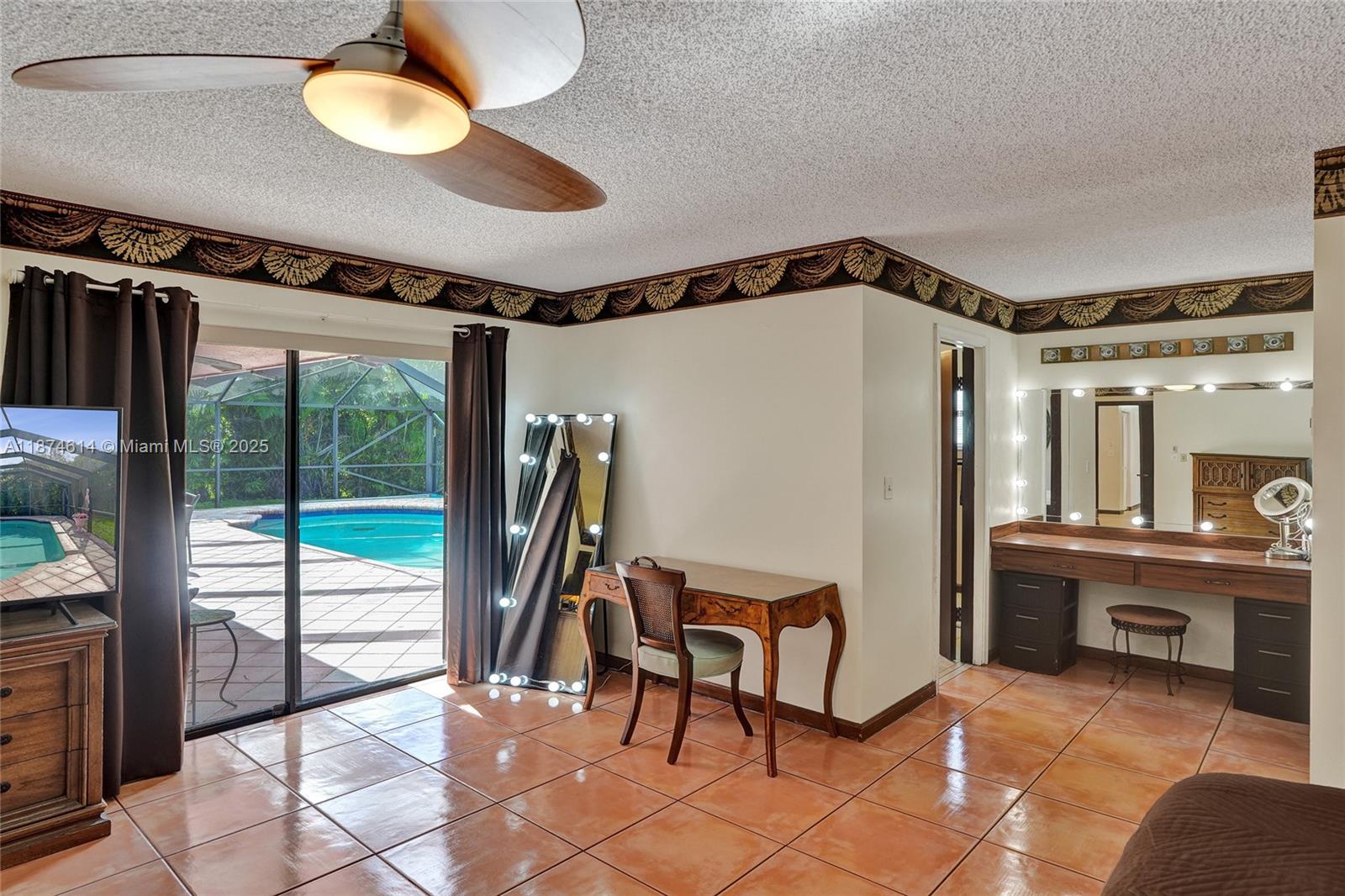 CYPRESS GLEN - Residential