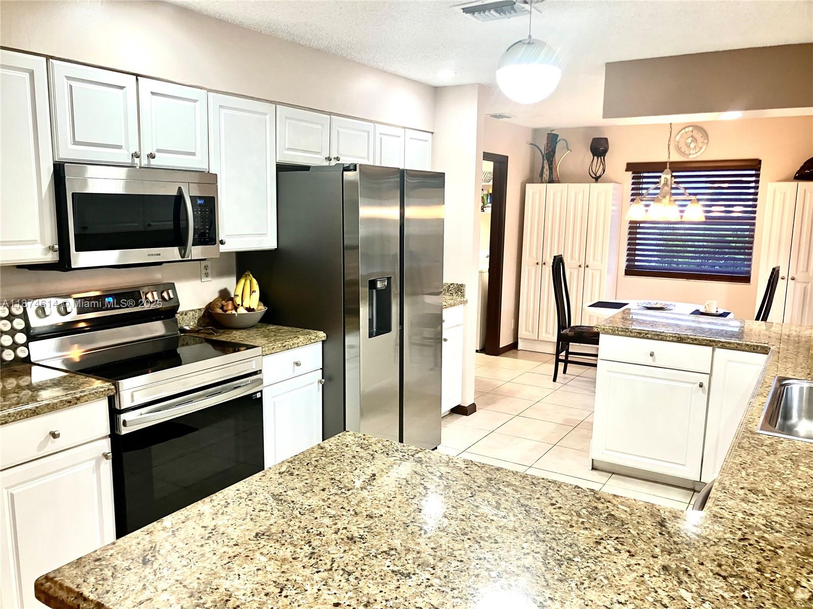 CYPRESS GLEN - Residential