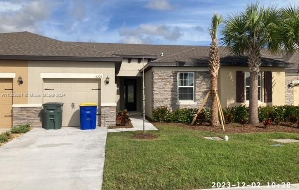 Photo of 5206 Jovial Ct #5206, Fort Pierce, FL 34947 (MLS # A11508561)
