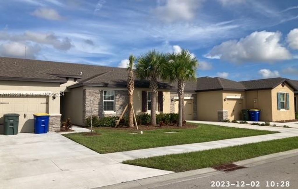 Photo of 5206 Jovial Ct #5206, Fort Pierce, FL 34947 (MLS # A11508561)