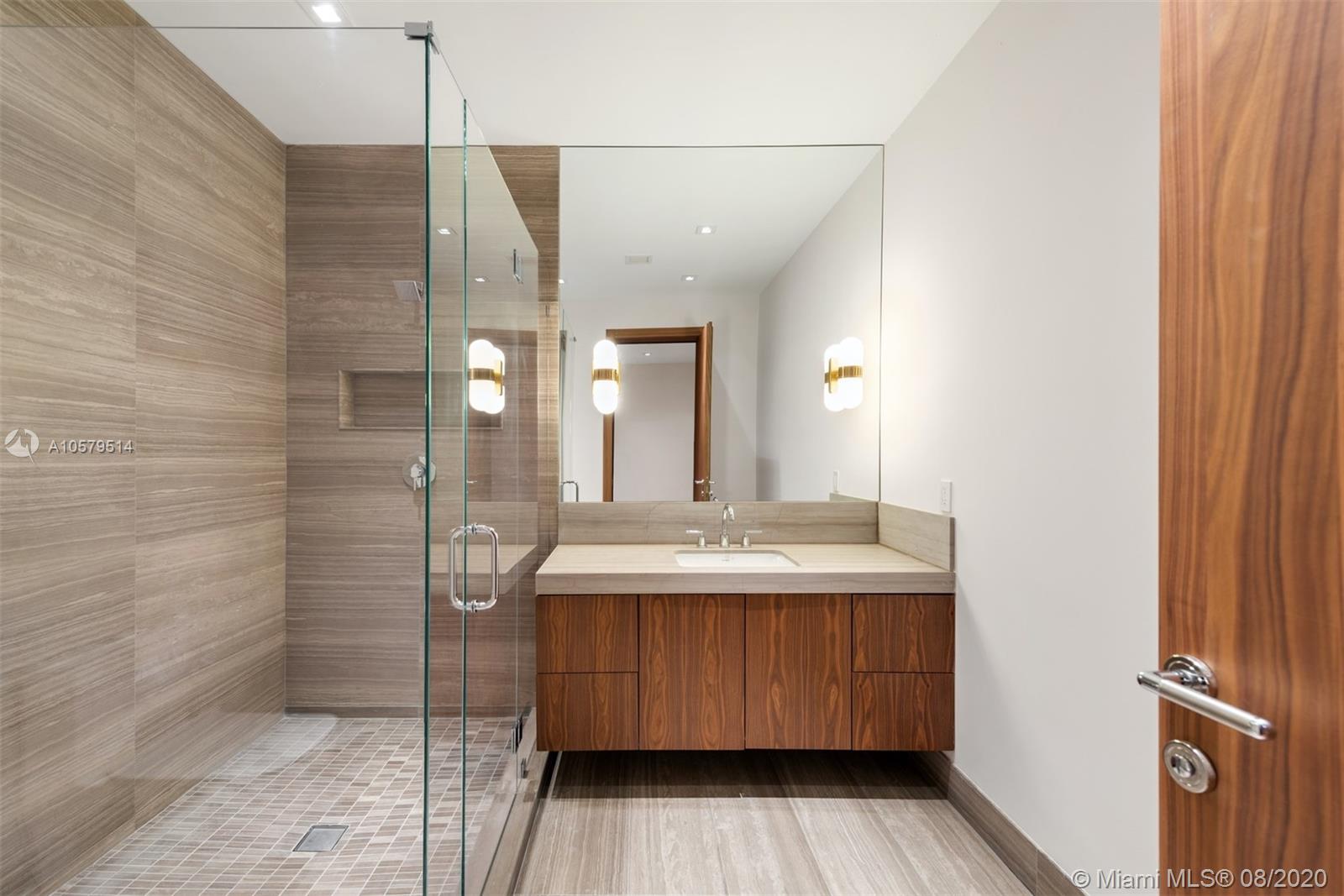 DI LIDO ISLAND - Residential