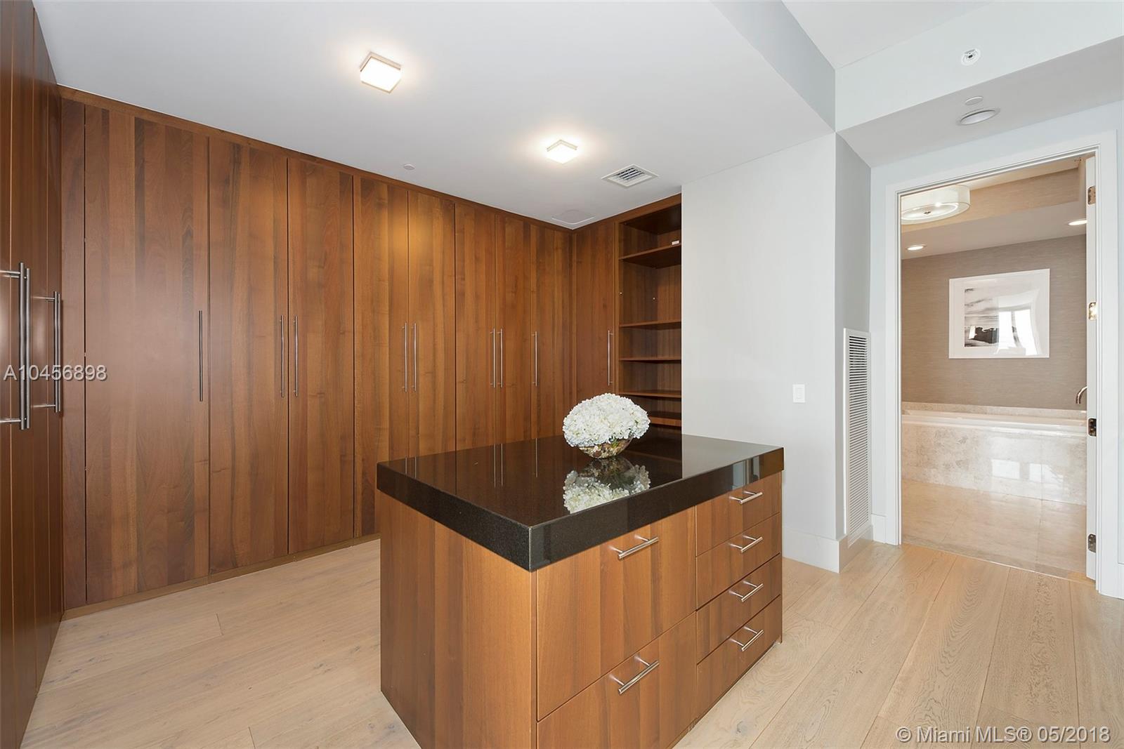 BAL HARBOUR NORTH SOUTH C - Residential