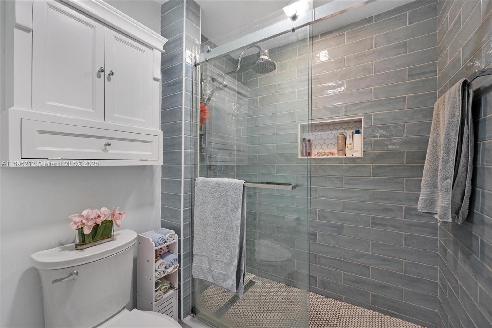 KEYS-GATE NO 2 - Residential