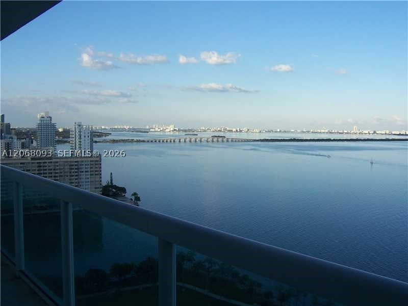 1800 N Bayshore Dr 1905