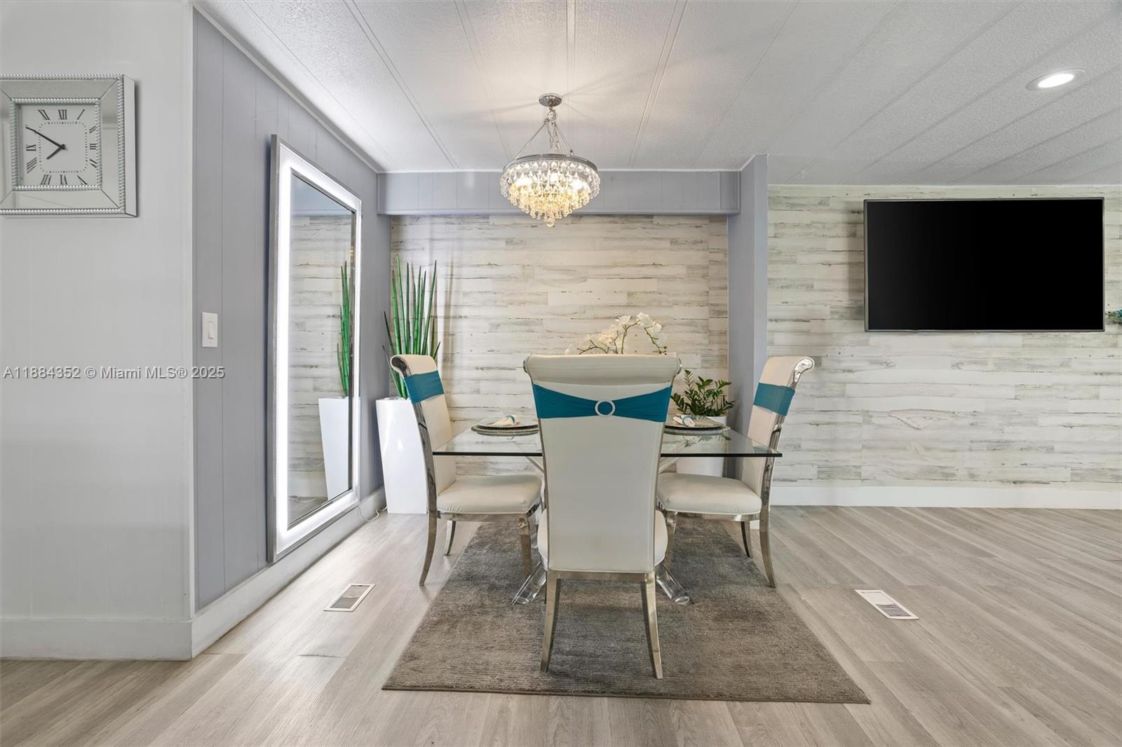 PARK CITY WEST - Residential