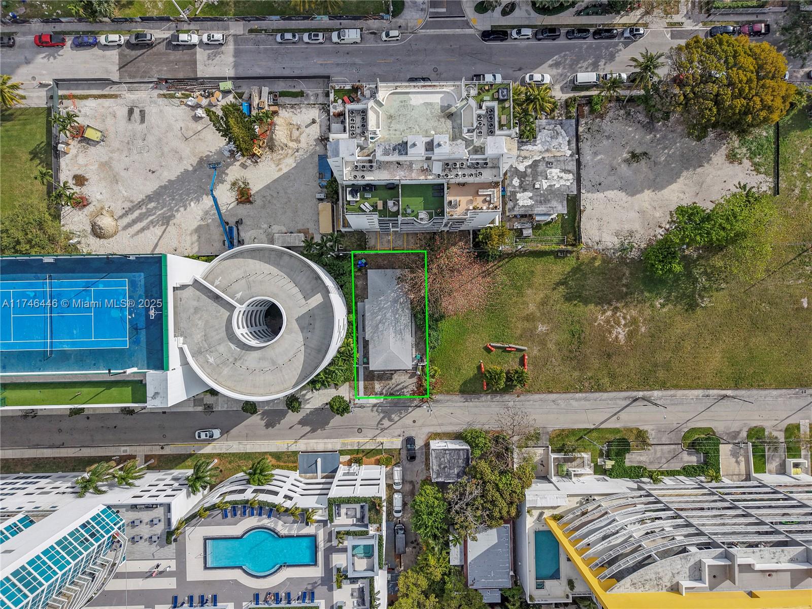 BROADMOOR PLAZA REV PL - Land