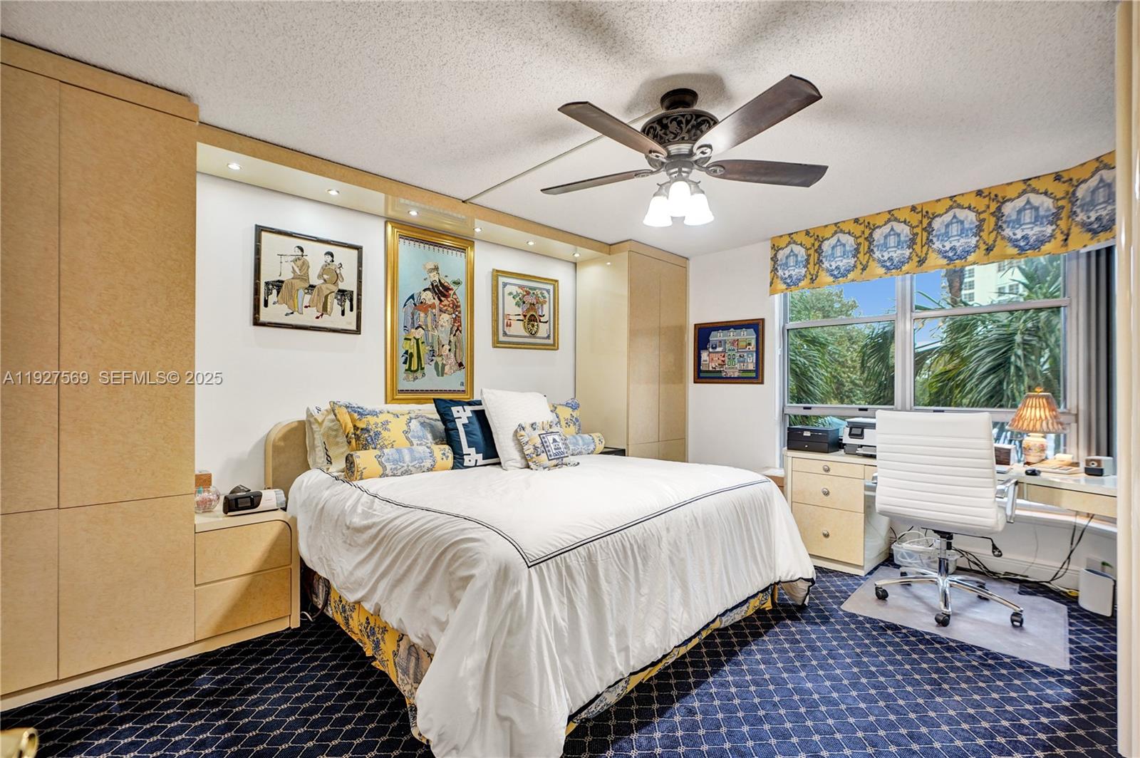 MYSTIC POINTE - Residential