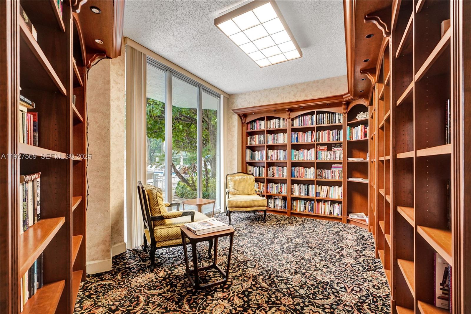 MYSTIC POINTE - Residential