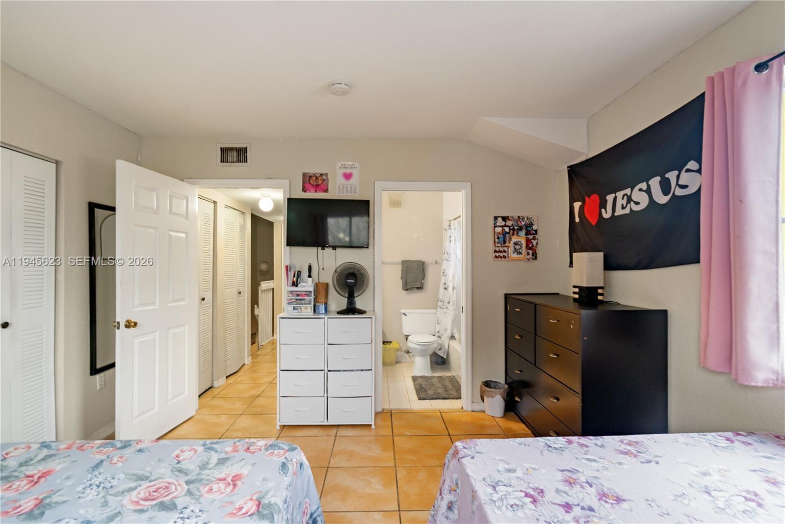 POINT ROYALE BUILDINGS ON - Residential