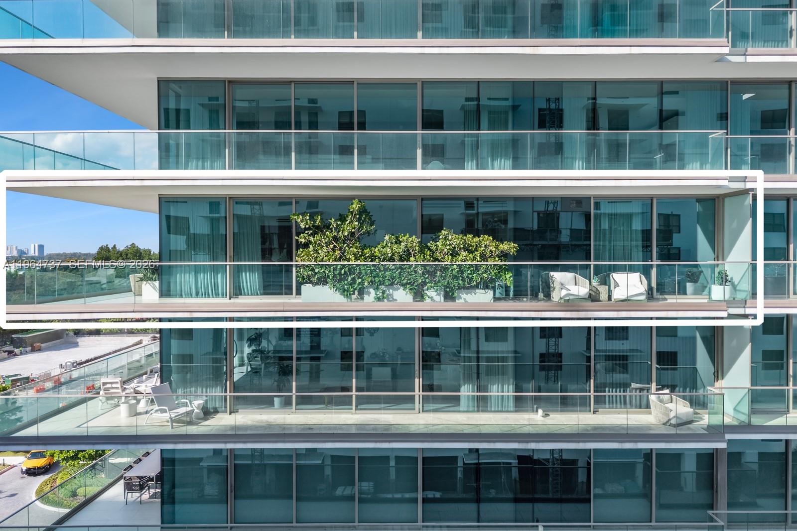 OCEANA BAL HARBOUR CONDO - Residential