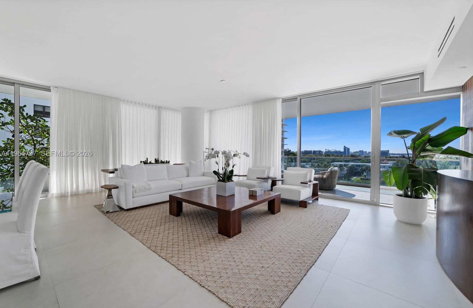 OCEANA BAL HARBOUR CONDO - Residential