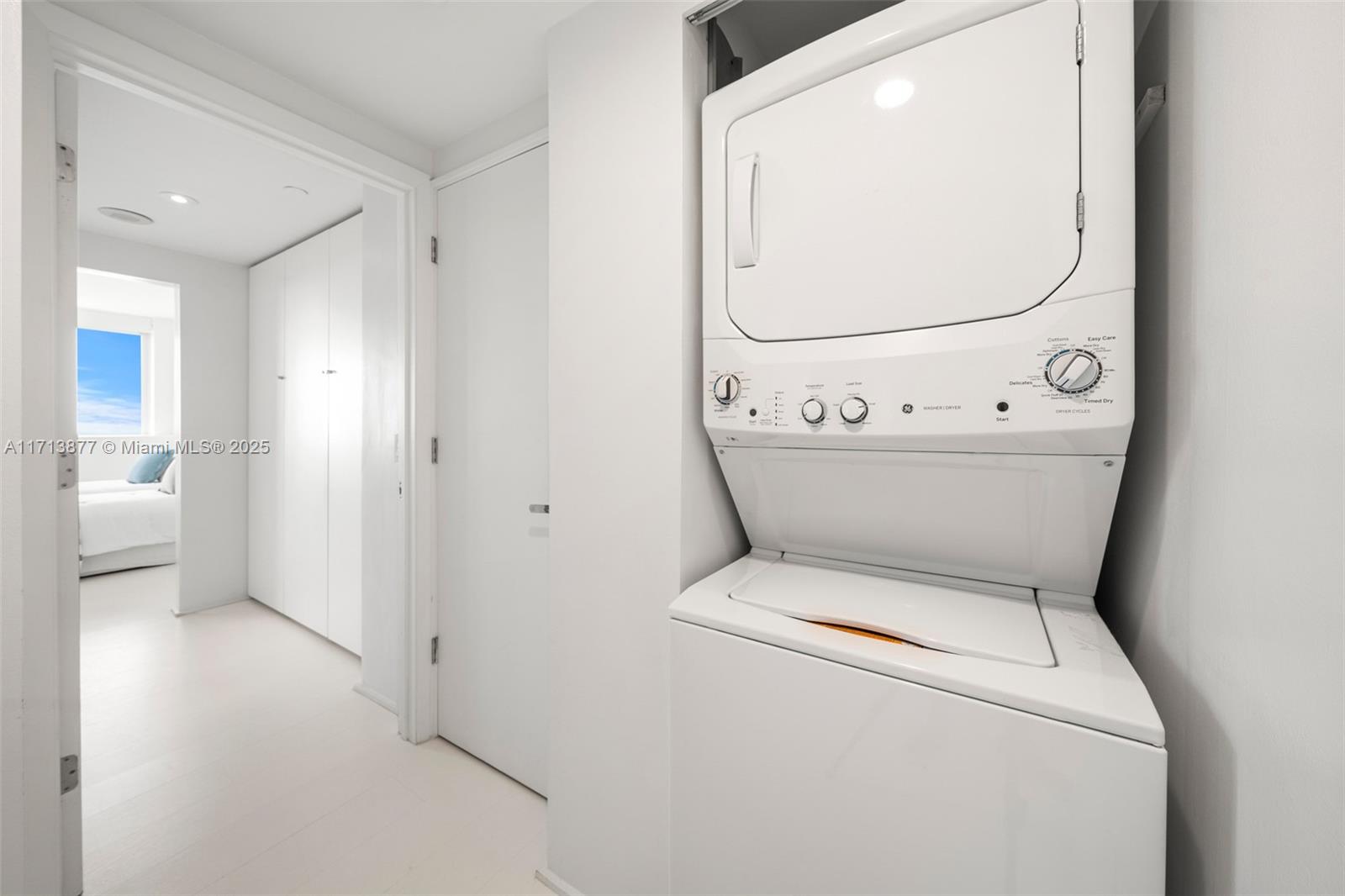 BLUE DIAMOND CONDO - Residential