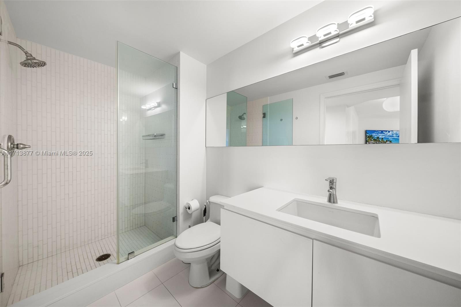 BLUE DIAMOND CONDO - Residential