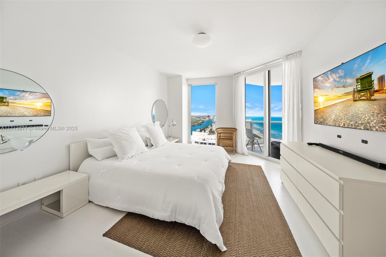 BLUE DIAMOND CONDO - Residential