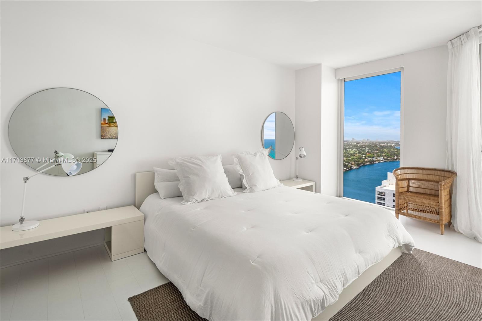 BLUE DIAMOND CONDO - Residential