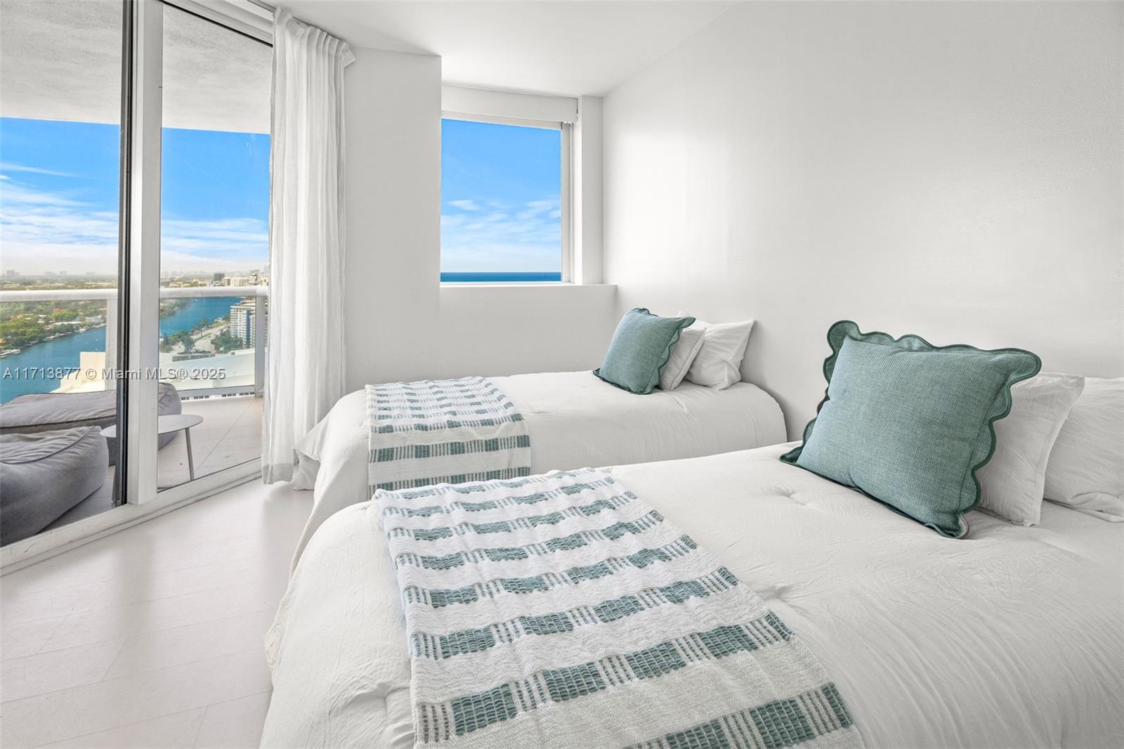 BLUE DIAMOND CONDO - Residential