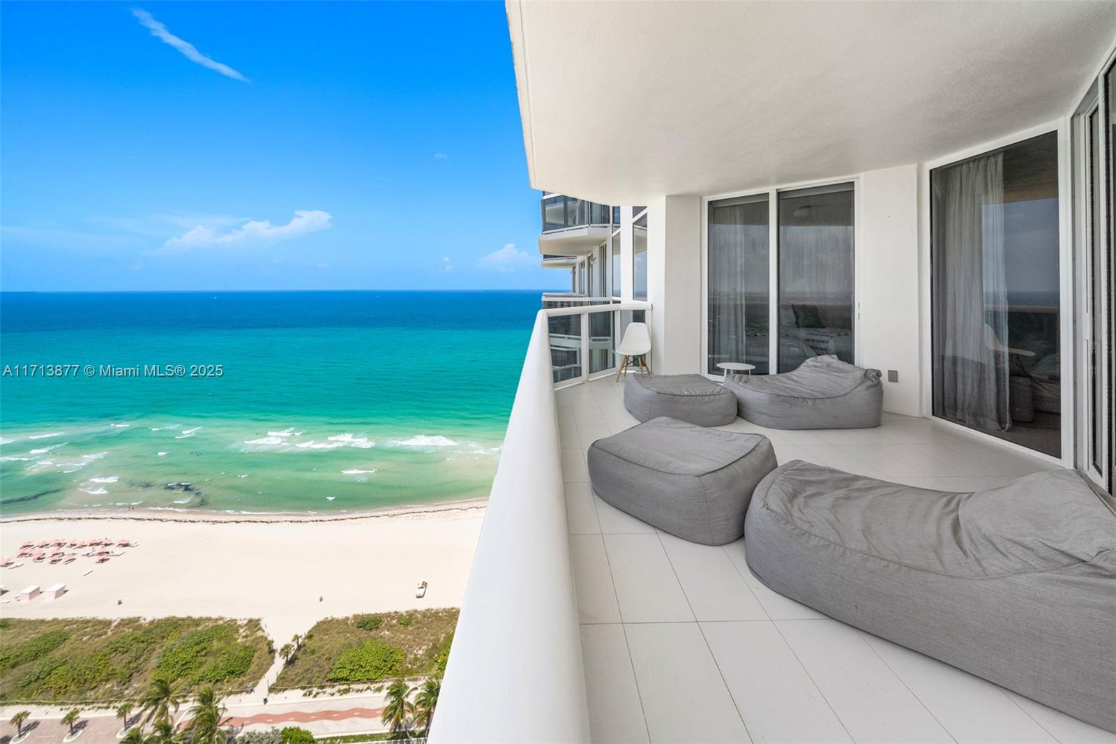4779 Collins Ave 3108