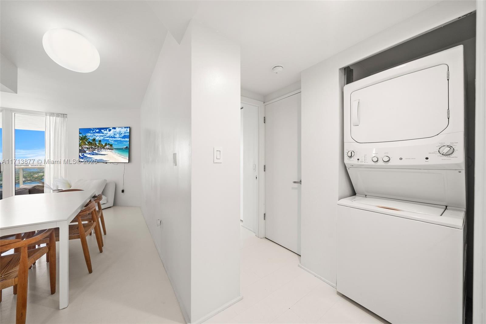 BLUE DIAMOND CONDO - Residential