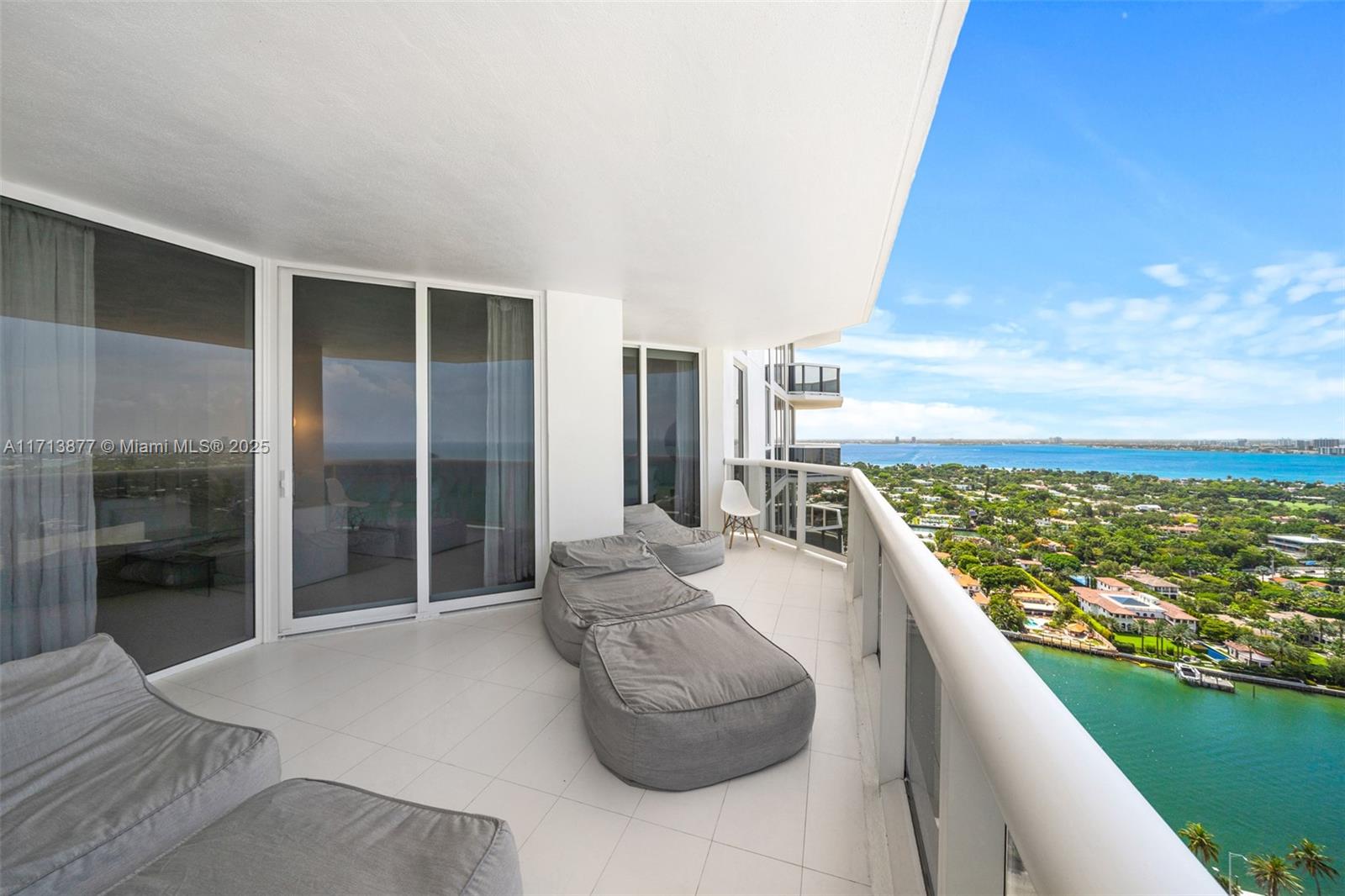 BLUE DIAMOND CONDO - Residential