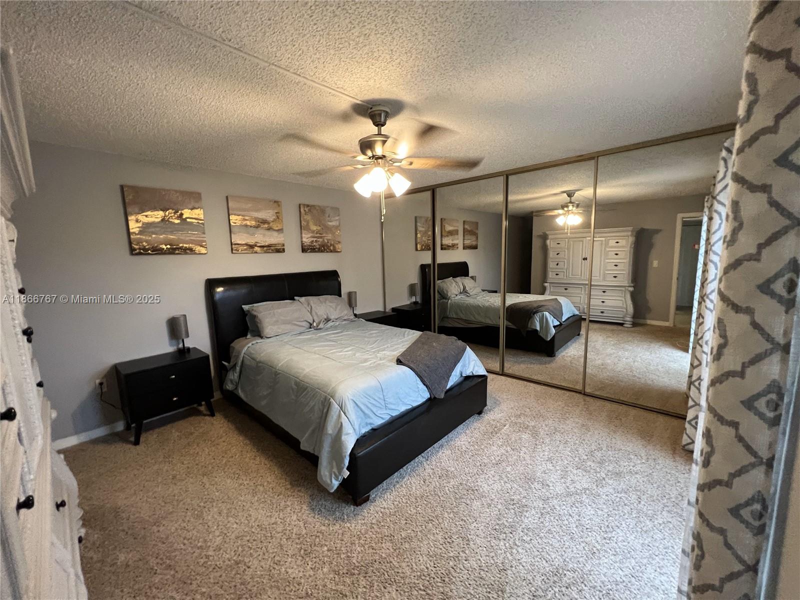 5248 Cedarbend Drive 2