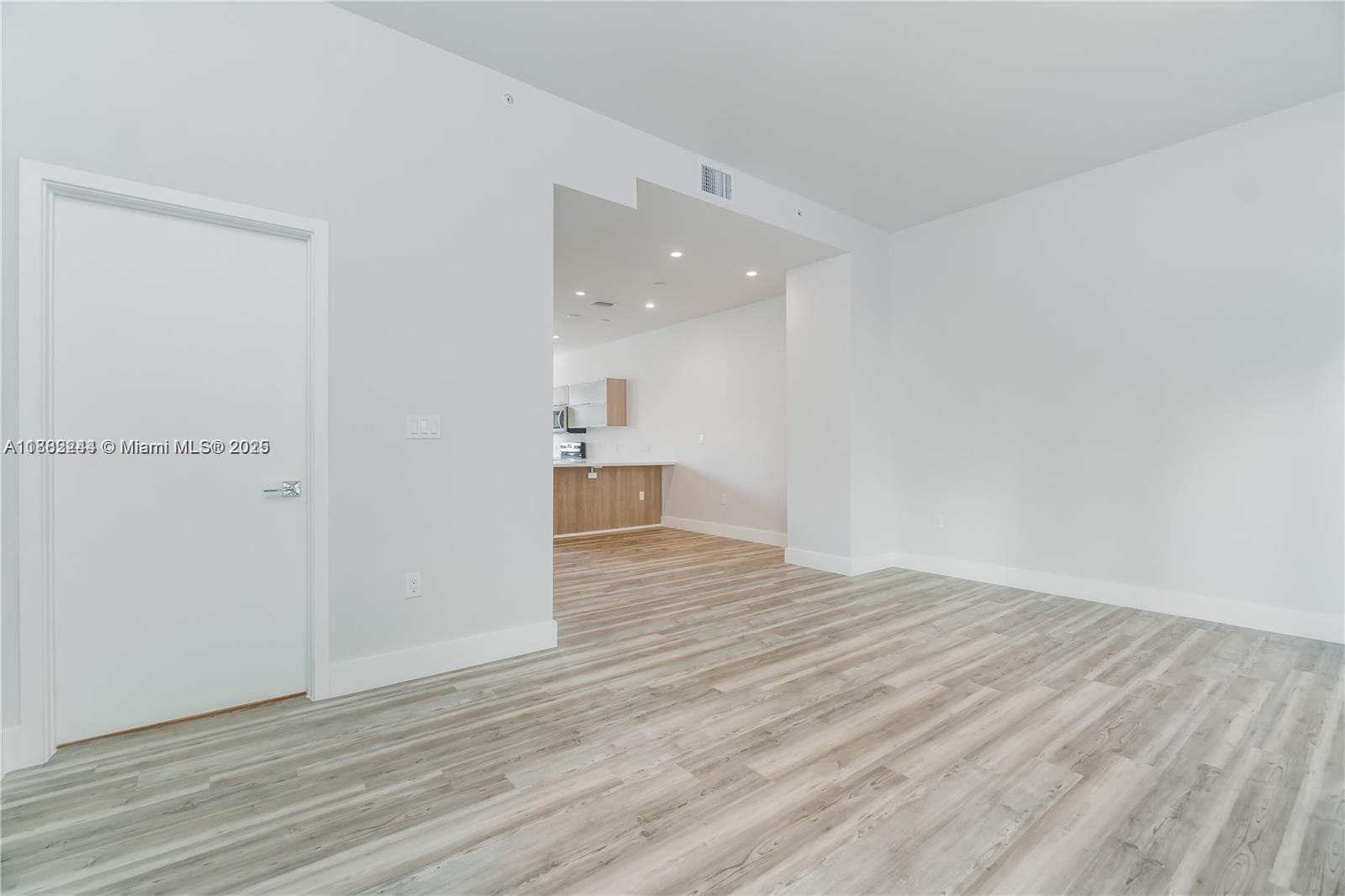 KOI PLAT - Residential