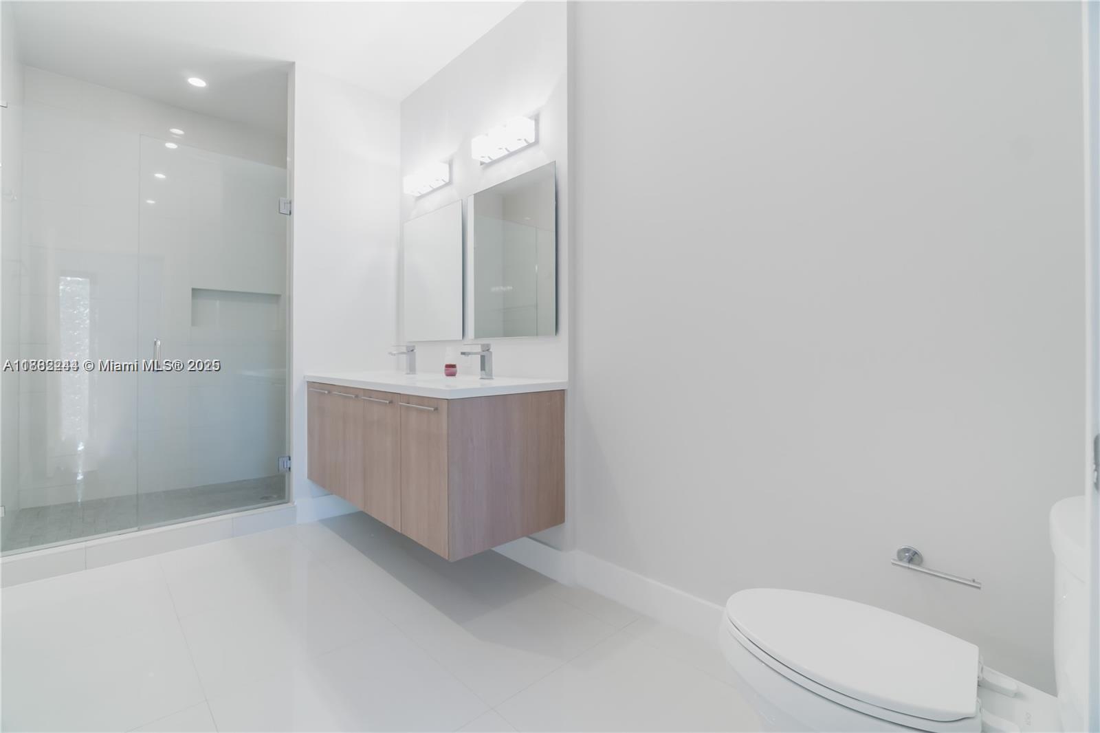 KOI PLAT - Residential