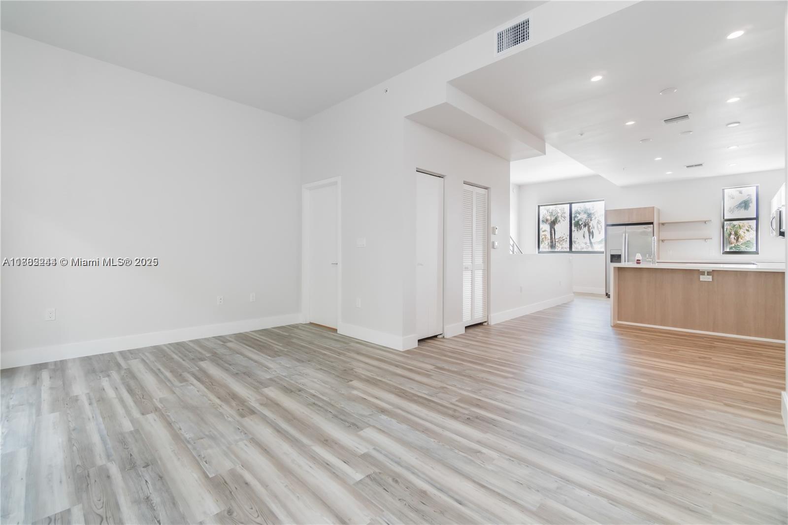 KOI PLAT - Residential