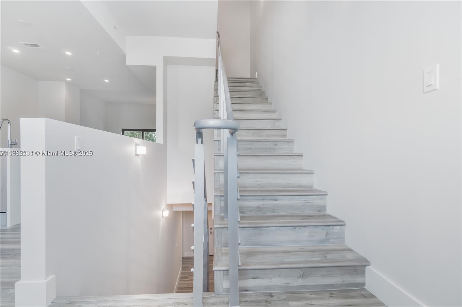 KOI PLAT - Residential
