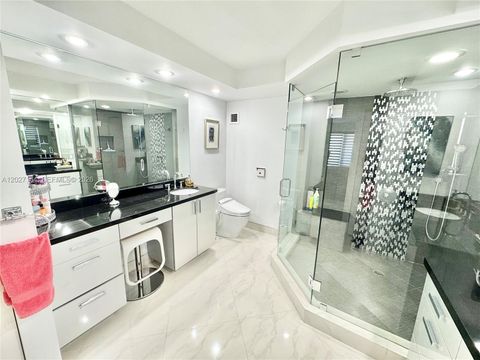 Tiny photo for 4100 Galt Ocean Dr #706, Fort Lauderdale, FL 33308 (MLS # A12027154)