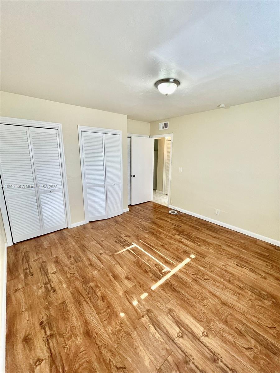 LA PLAYA CONDOMINIUMS - Residential Lease