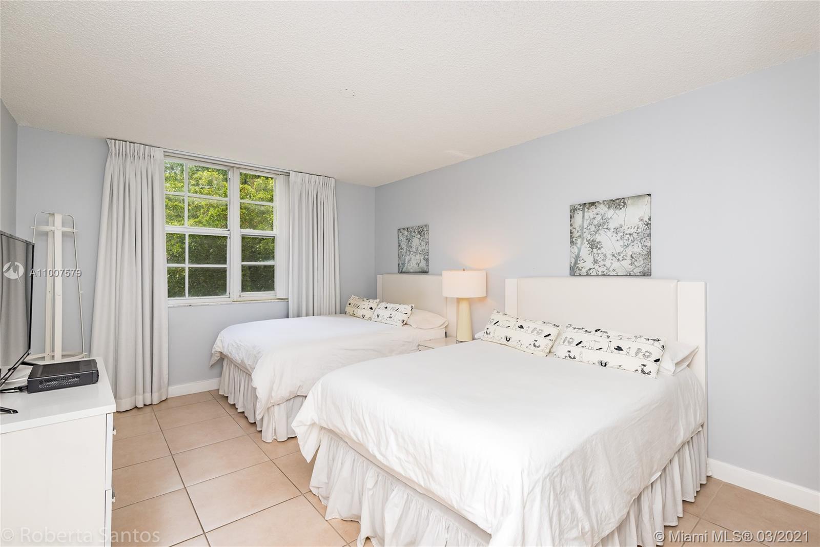 THE YACHT CLUB AT AVENTUR - Residential Lease